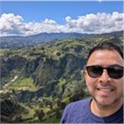 profesor de matemáticas con experiencia en niños y adultos