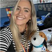 Enthusiastic primary teacher offering Maths and Literacy tutoring in Glasgow's Southside for children aged 4-14