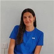 Profesor de cualquier materia apto para todas las edades (docente en universidad especializada en investigación).