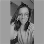 Profesora de apoyo escolar especializada en lengua castellana y latín