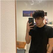 Poseo el título de Técnico Superior en Laboratorio Clínico y Biomédico, así como el de Técnico en Cuidados Auxiliares de Enfermerí