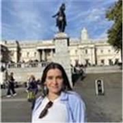 Profesora de Inglés apta para todas las edades y niveles. También puedo dar apoyo en todas las asignaturas de Educación Primaria.