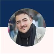 Entrepreneur en intelligence artificielle à Nîmes, j’accompagne débutants et entreprises à comprendre et intégrer les outils IA. 