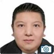 Catedrático universitario y socio consultor en temas de administración, domino práctica y teoría