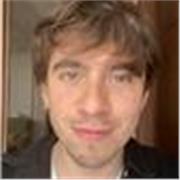 Studente universitario di Matematica impartisce lezioni online di Matematica per scuole superiori di ogni indirizzo