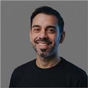 Soy Product Designer con más de 6 años de experiencia construyendo productos digitales.