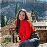 Estudiante universitaria de Educación Primaria en la universidad de Córdoba. doy clases de apoyo para chicos de primaria y E.S.O