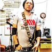 Guitarrista Profesional (25+ años de experiencia) y Productor | Clases de Guitarra Eléctrica, Acústica y Producción Online (Todos