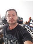 Jouez votre morceau préféré en moins d’un mois. Prof de piano, chant, looper, musique assistée par ordinateur