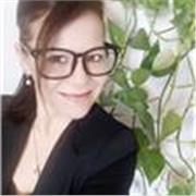 Salve, sono Elena Yuki e faccio insegnante di lingua giapponese, sono madrelingua sono disponibile per lezioni di giapponese Online. Faccio interprete, traduzione, JLPT