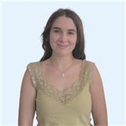 Etudiante en lettres pour cours particuliers (jovialité et bienveillance au rendez-vous !)