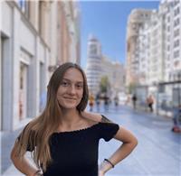 Estudiante de Periodismo en la Universidad de Zaragoza (4º curso). Ofrezco clases de apoyo y repaso para cualquier curso escolar. Experiencia dando clases particulares