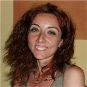 INSEGNATE DI LETTERE IMPARTISCE LEZIONI DI ITALIANO LATINO GRECO A STUDENTI DELLE SCUOLE SUPERIORI