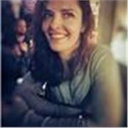 Soy instructora de Pilates suelo y quiromasajista, y adapto mis conocimientos de anatomía a cada clase.