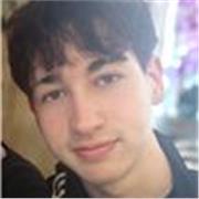 Estudiante de profesional del conservatorio da clases de piano desde cero o perfeccionamiento.

