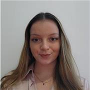 Étudiante en licence de chimie ayant la possibilité de donner des cours particuliers en chimie