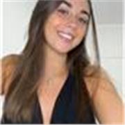 estudiante de técnico de educación infantil a niños de 3-6