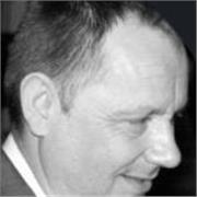 I give lessons that are aimed at specific areas of knowledge and individual learning needs.