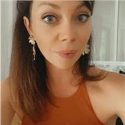 Professeur des écoles depuis deux ans,auparavant monitrice en mfr j’enseignais les sciences et la prévention santé environnement