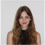 Profesora de inglés con nivel acreditado de C1 especializada en conversación y expresión oral ofrece clases online.
