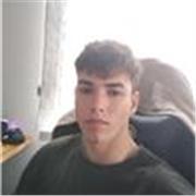 Chico con ganas de trabajar y que quiere dar clase a niños de primaria 