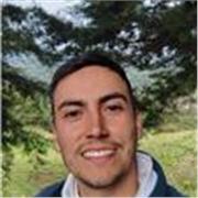 Soy una persona joven que le gusta compartir su conocimiento con todo tipo de edades, mi interés es sembrar conocimientos