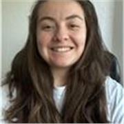 Profesora desde 2017, brasileña, portugués es mi lengua nativa. Vivo en Madrid.