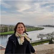 Insegnante madrelingua inglese, qualificata e sperimentata, offre lezioni di inglese online