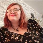 Jeune étudiante, je suis à votre disposition pour vous aider à faire des progrès en anglais que vous partiez de zéro ou non. 