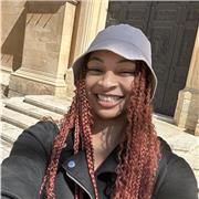Medical student with experience as learning support mentor