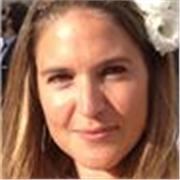 Madrelingua francese, professore part time università, impartisce lezioni di francese, inglese, letteratura, scienze politiche