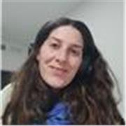 Graduada en psicología, máster en psicología general sanitaria y en psicología de la educación, con breve experiencia en consulta.