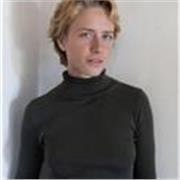 Instructora de Yoga y de Mindfulness, con más de 5 años de experiencia, en sectores de hostelería de bienestar e  individuales.