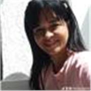 Profesora de clases dirigidas para niños de preescolar