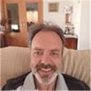 Doctor en Derecho y abogado con 30 años de experiencia
