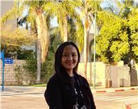 I am a native Korean speaker and had worked in Korean embassies in Thailand and Israel. Currently I am based in Korea. Ever since the K-pop and K-drama hit the charts and TVs around the world, I have been asked by my foreign friends to teach some Korean w