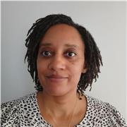 Native French conversation partner offering French lessons for children and adults online