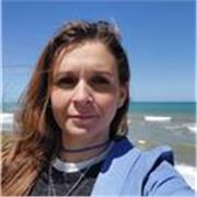 Profesional en Turismo con experiencia en la Educación a nivel terciario, de portugués y todo lo referido a turismo