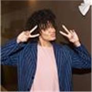 English teacher who helps students of all ages improve their conversational skills.