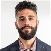 Una persona muy organizada y abierta de mente que se adapta a todos los niveles 