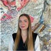 Étudiante en Master 2 de droit des affaires propose des cours de français 