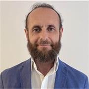 Doctor en Economía y máster en Matemáticas; ofrezco clases claras y prácticas de Matemáticas, Estadística, Economía e Informática