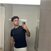 soy Mikael, imparto clases personalizadas de francés, inglés, castellano y matemáticas para alumnos que necesitan refuerzo