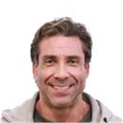 Doctor en Trabajo Social. Profesor de Trabajos Finales de Grado. Miembro evaluador. Policía y empresario