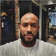 Profesor de derecho y ciencias humanas con más 2 años de experiencia en docencia universitaria