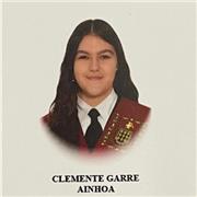 Estudiante de 18 con el título de bachillerato de ciencias, con experiencia dando a hijos de conocidos