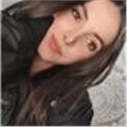 estudiante universitaria, que estudia ingeniería en turismo e ingeniería comercial, propuesta a ayudar a los mas pequeños