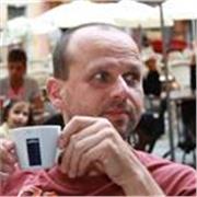 Deutsch-Tutor, der Kinder aller Altersgruppen unterrichtet, mit 15 Jahren Lehr-Erfahrung.