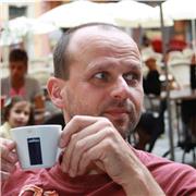 Deutsch-Tutor, der Kinder aller Altersgruppen unterrichtet, mit 15 Jahren Lehr-Erfahrung.
