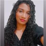 Dou Aulas de dança e gosto de animar todo mundo
